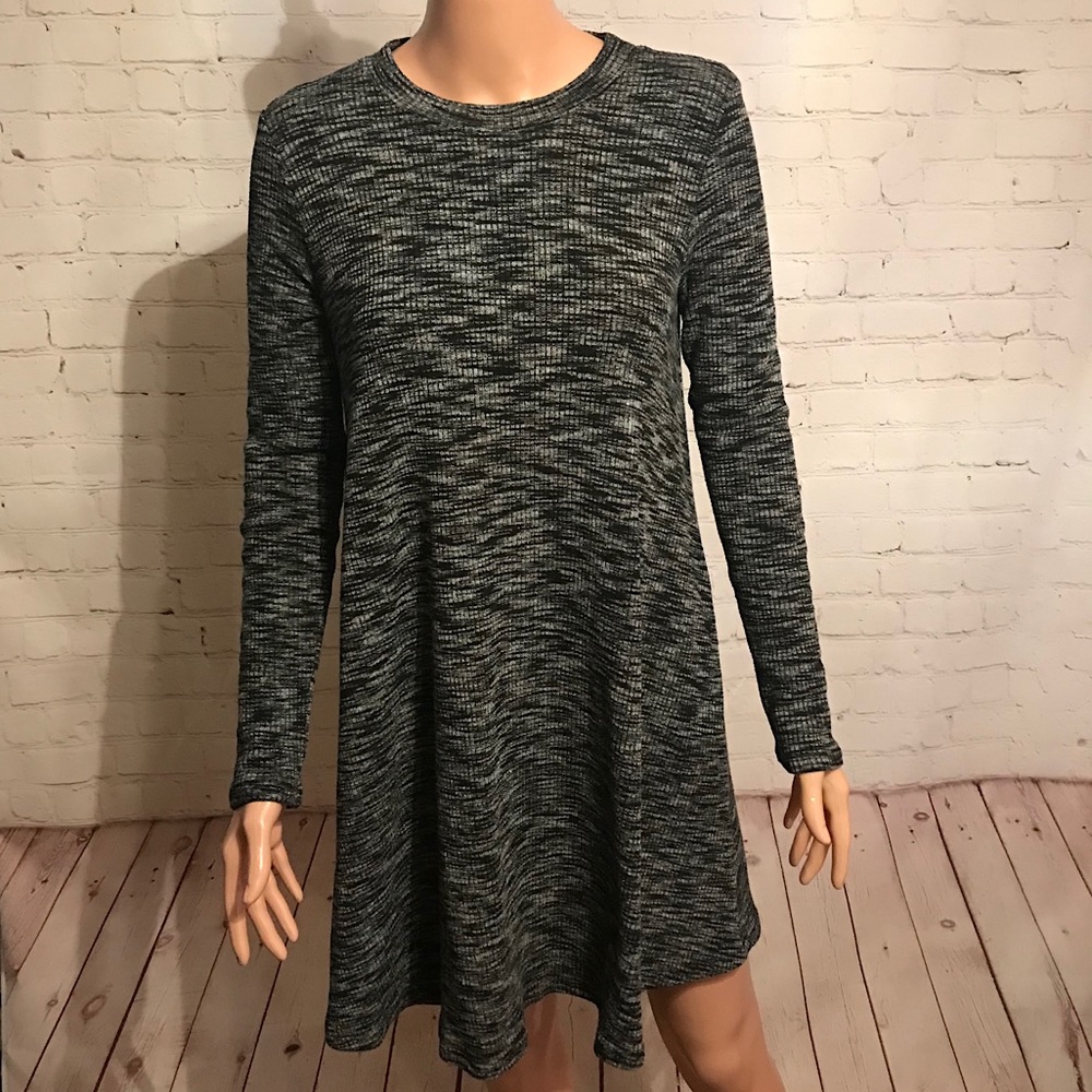 Dina Be Francesca’s grey soft stretchy dress size Small